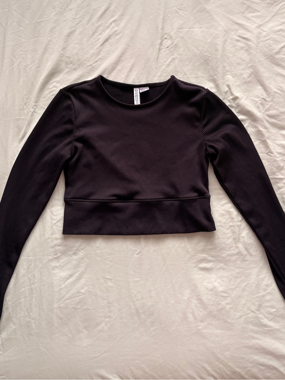 H&M Black Ribbed Long-Sleeve Crop Top